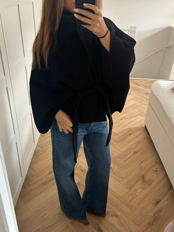 It Girl Jacket Black