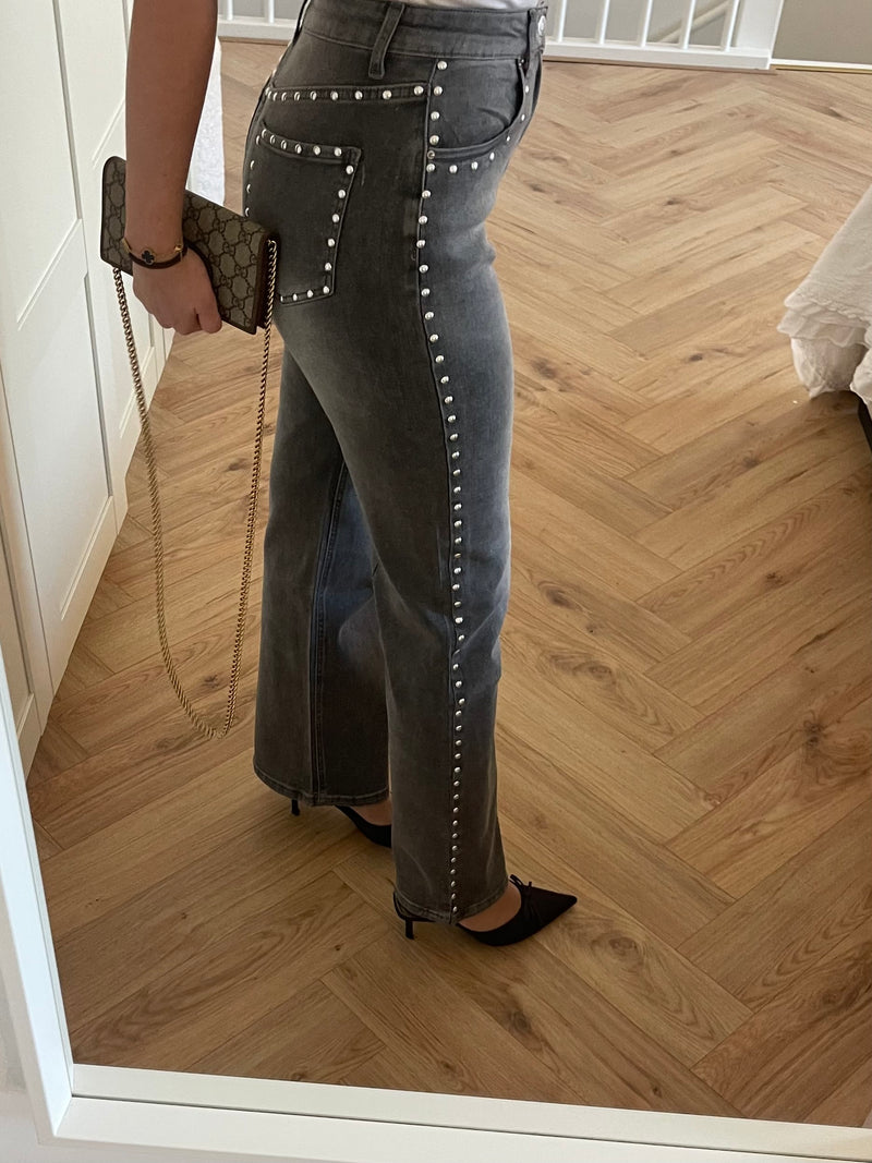 ByNicci Studs Jeans