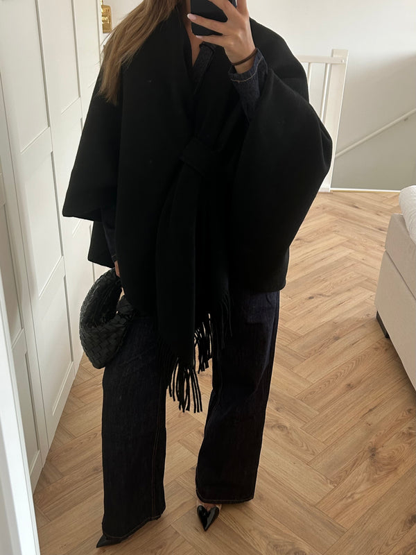 ByNicci poncho black