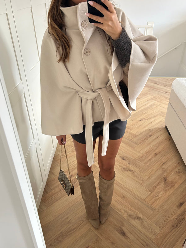 It Girl Jacket Beige