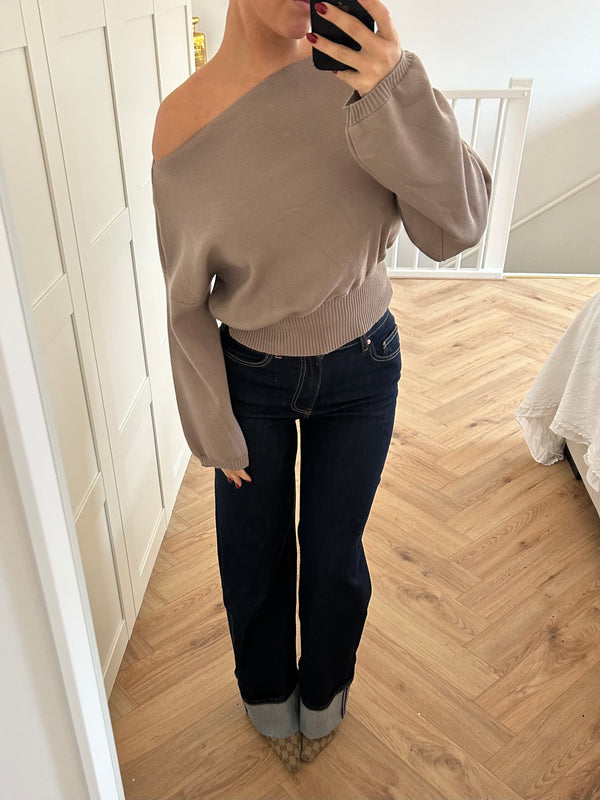 Off Shoulder Sweater Taupe