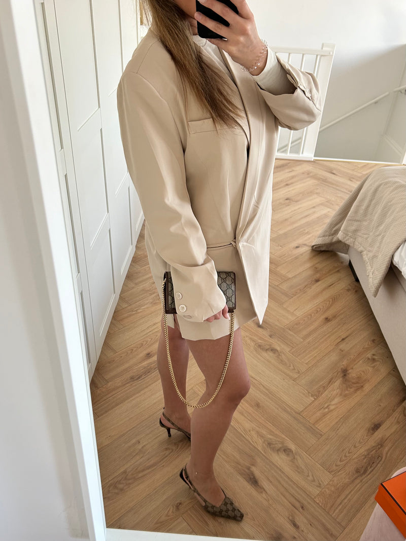 Oversized Blazer Beige