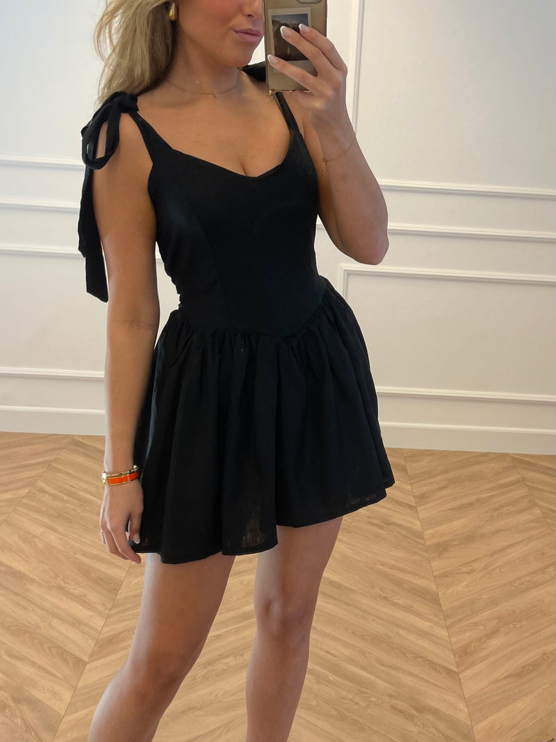 Classy Dress Black - BYNICCI.NL