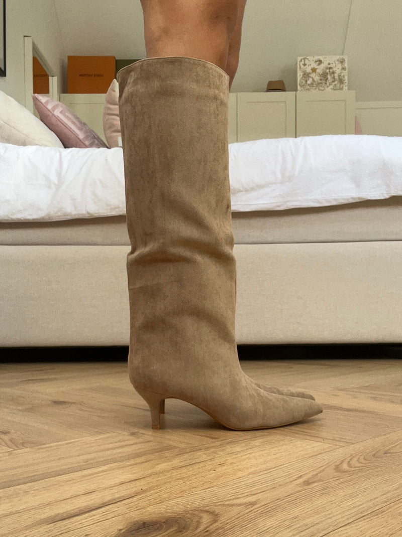 Beige Suède Boots